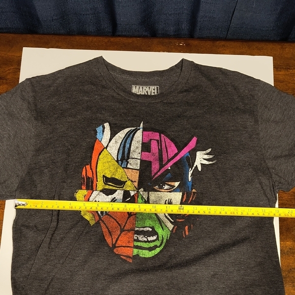 Marvel Men's Dark Gray Superhero Faces Graphic Short Sleeve T-Shirt L - Picture 5 of 6